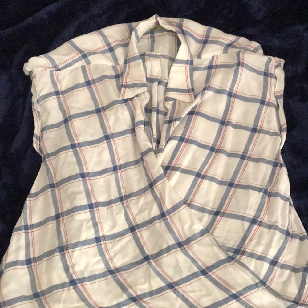 Hollister white plaid shirt with no sleeves